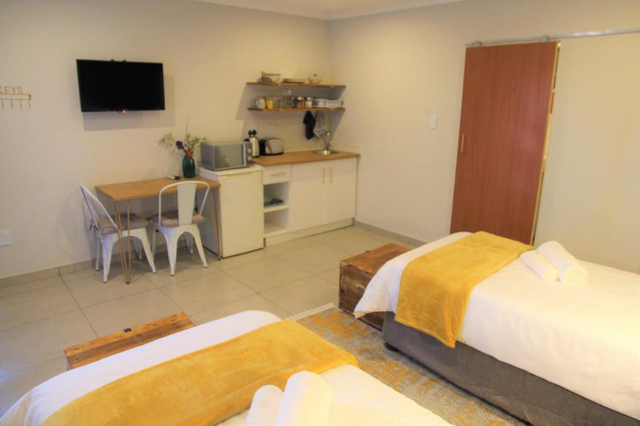 מלון בלומפונטייין Nini'S Guest Units מראה חיצוני תמונה